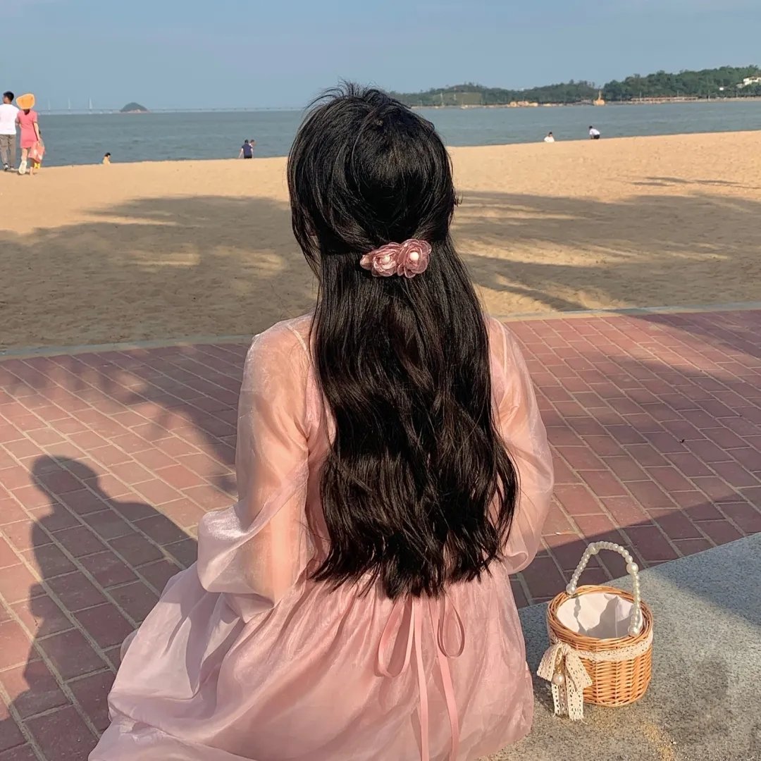 禁足少女罗曼史